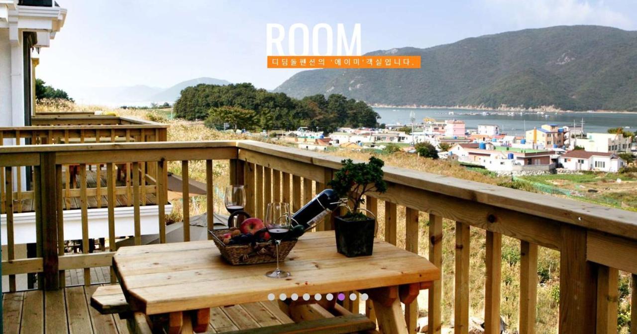 Didimdol Pension Geoje Bagian luar foto